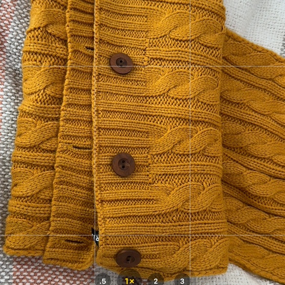 Torrid mustard color cable knit convertible scarf wrap  NWOT - Picture 3 of 3